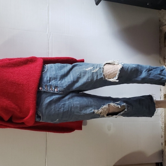 WILD FABLE DISTRESSED JEAN'S - Picture 4 of 7